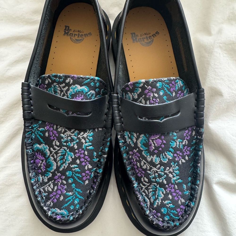 NWT Dr. Martens Penton Black Floral Loafers
